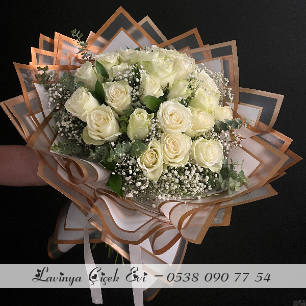 41 Beyaz Gül Buketi