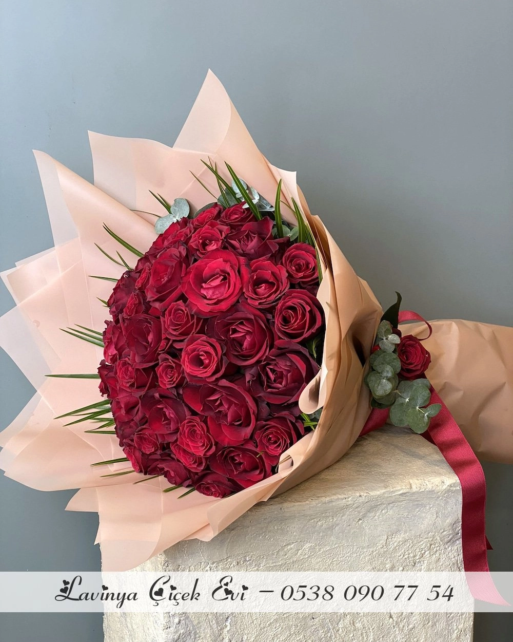 41 Kırmızı Gül Premium