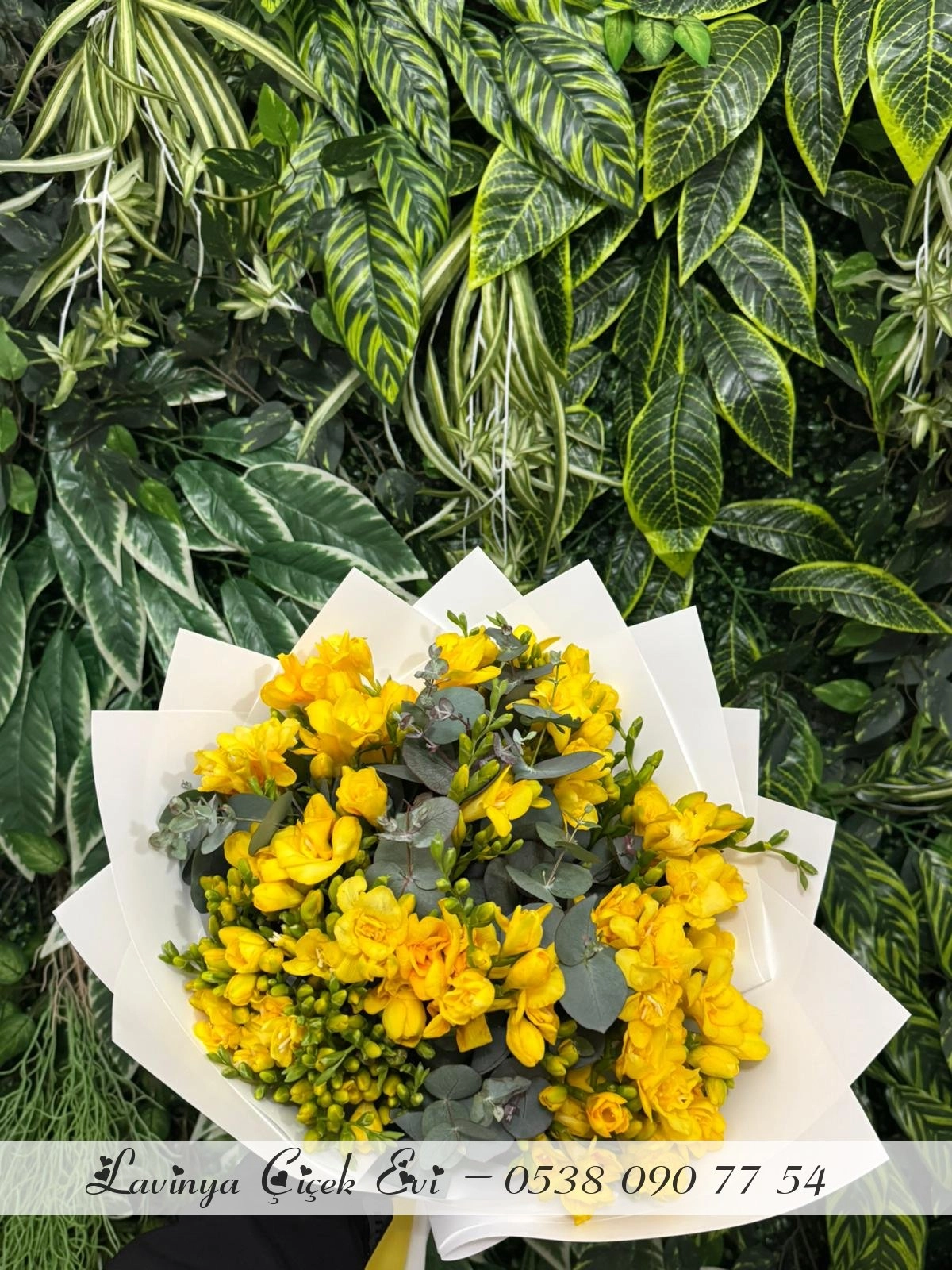 Kokulu Sarı Frezya Buketi