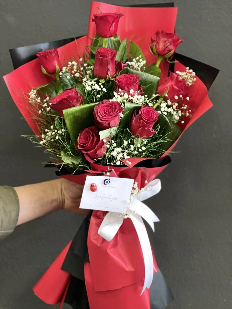 10 Lu Kırmızı Gül Buketi Premium