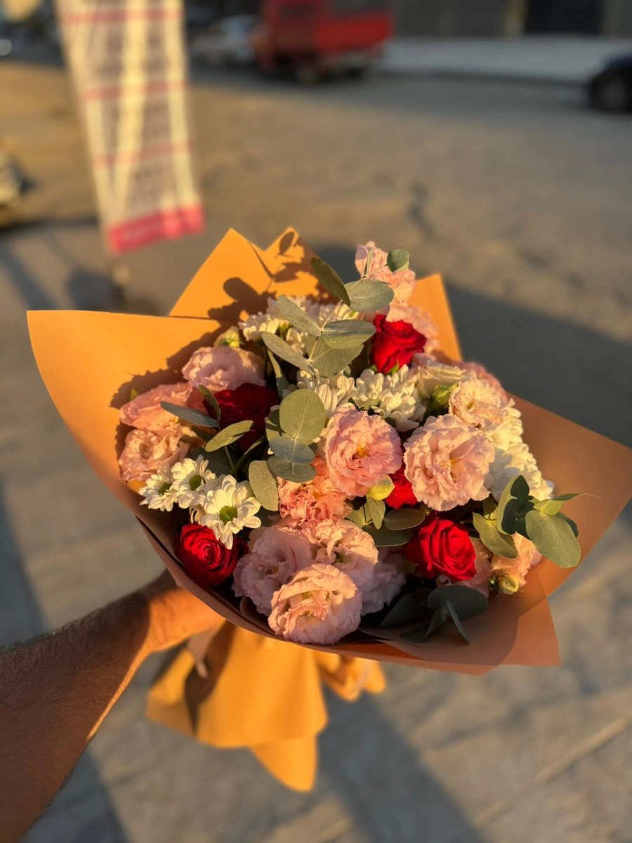 Karışık Lisyantus Buketi