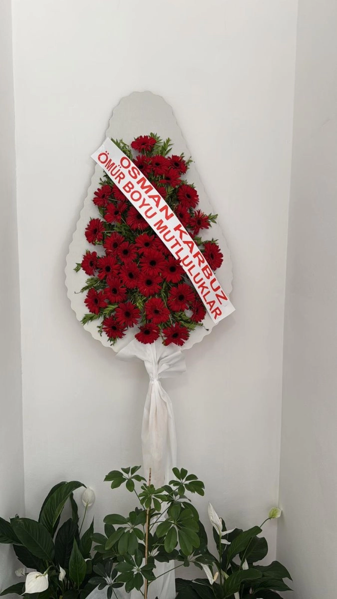 Kırmızı Tek Katlı Çelenk